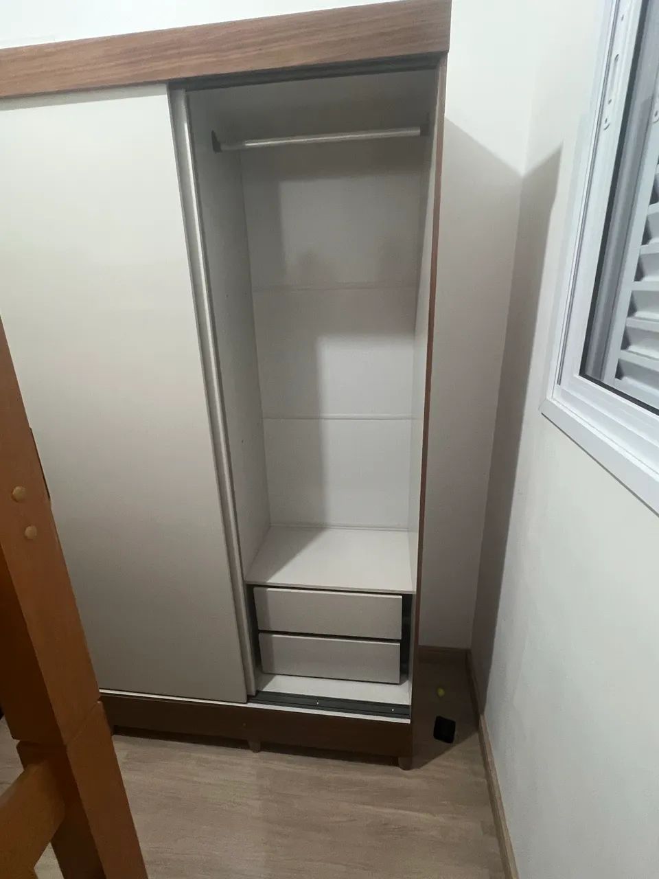 Guarda roupa de solteiro  - Foto 5