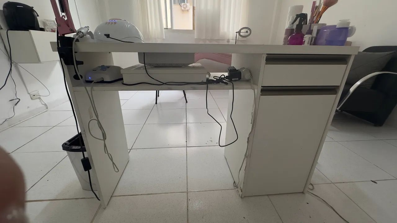 Mesa de manicure  - Foto 2