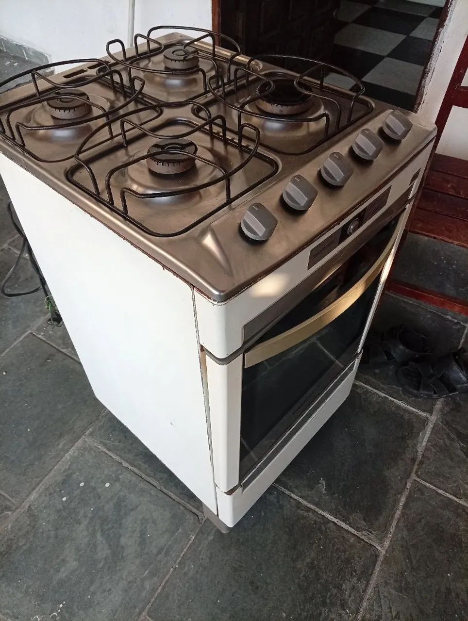 Fogão elétrico da marca Brastemp  - Foto 3