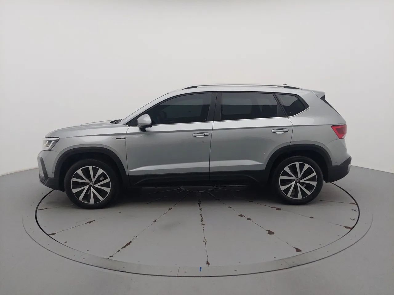 Volkswagen Taos Highline 1.4 250 TSI Flex Aut., foto 2 de 18