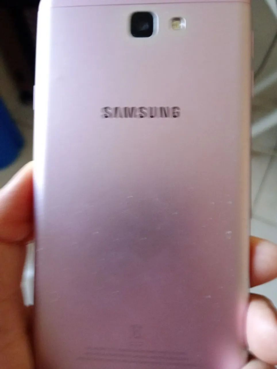 Vende se um celular Samsung j7 - Foto 2