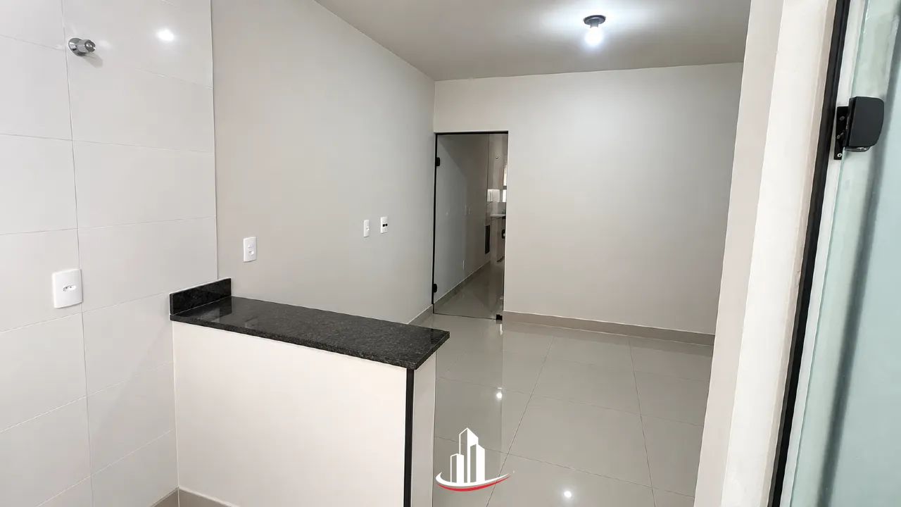 Kitnet novo com 1 quarto com Sacada no bairro jardim Itália - Foto 3