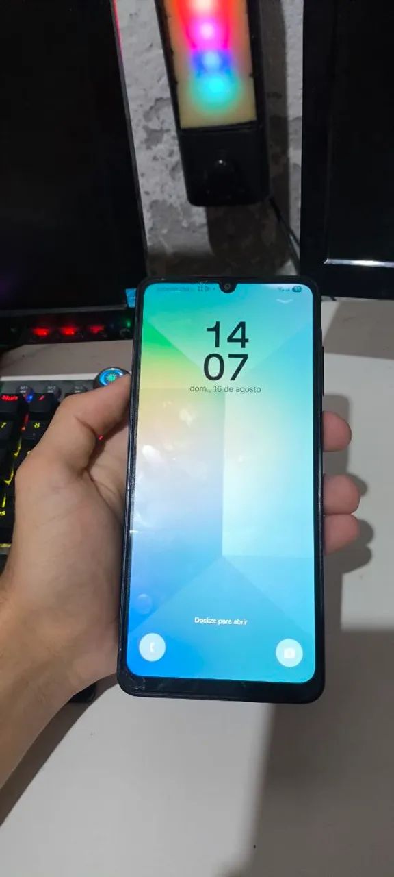 Celular a06 com película (conservado). 128gb