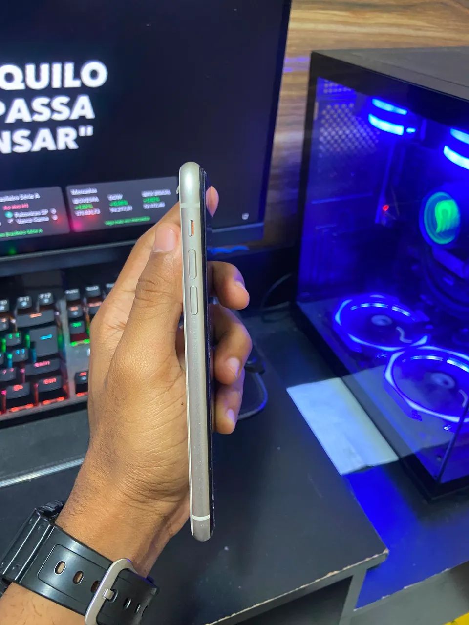 iPhone 11  - Foto 5