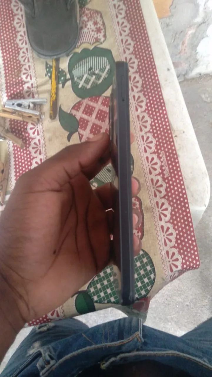 vendo esse celular em perfeito estado  - Foto 3