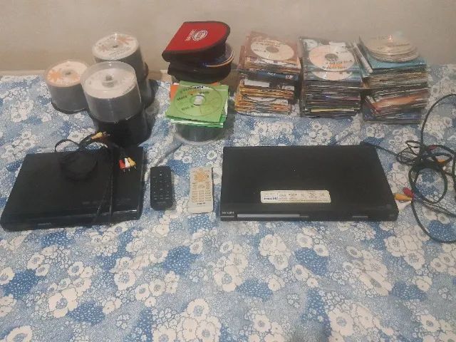 vendo ou troco 2 dvd com filmes