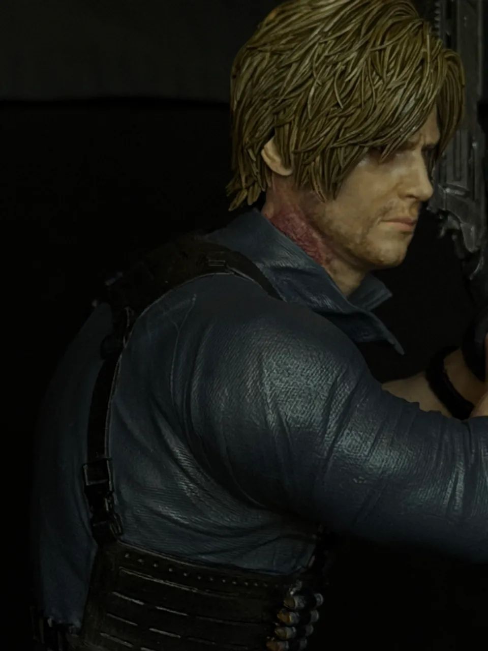 Leon Resident Evil Action Figure - Foto 4