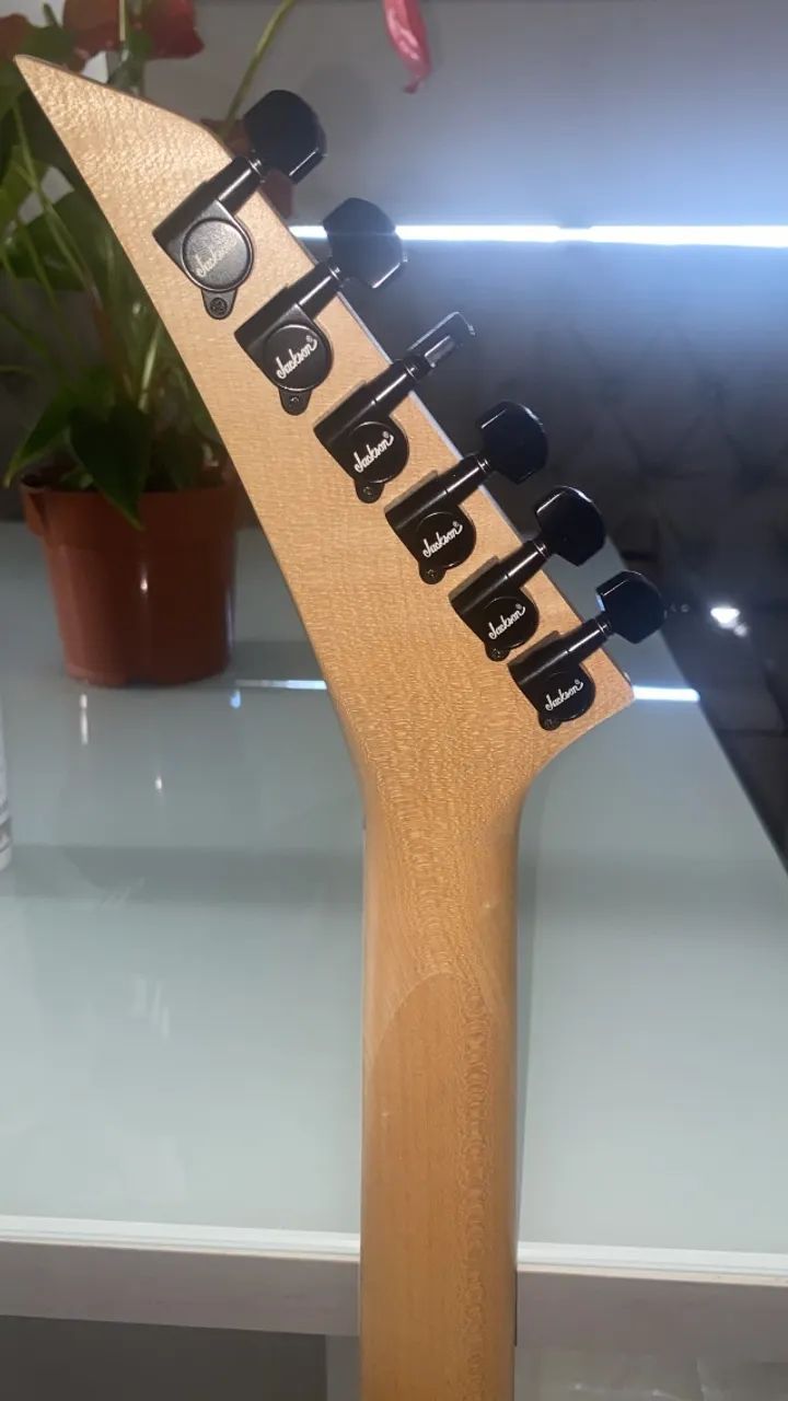 Guitarra js32 king v + gig bag  acolchoado  - Foto 4