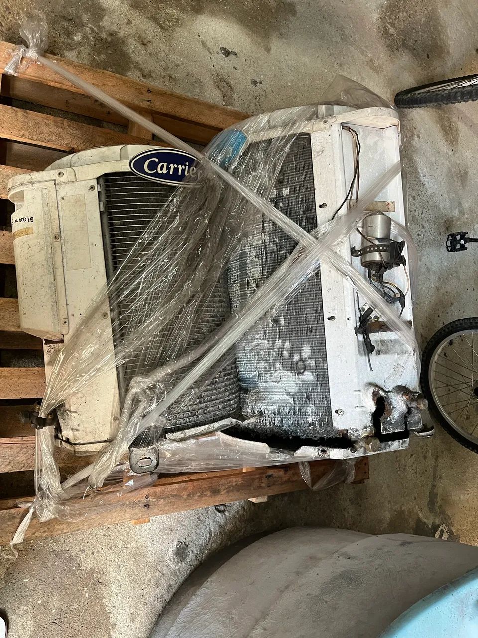 Vendo 2 Ar condicionados 1200 e 1800 Btus  - Foto 2