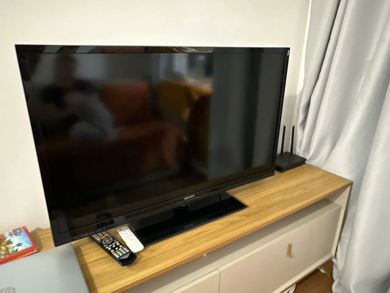 TV semptoshiba 42 polegadas