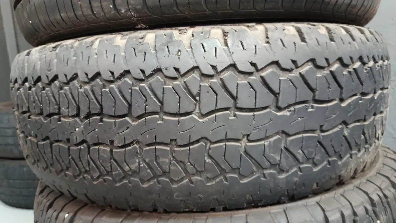 Pneu 265/70/16 