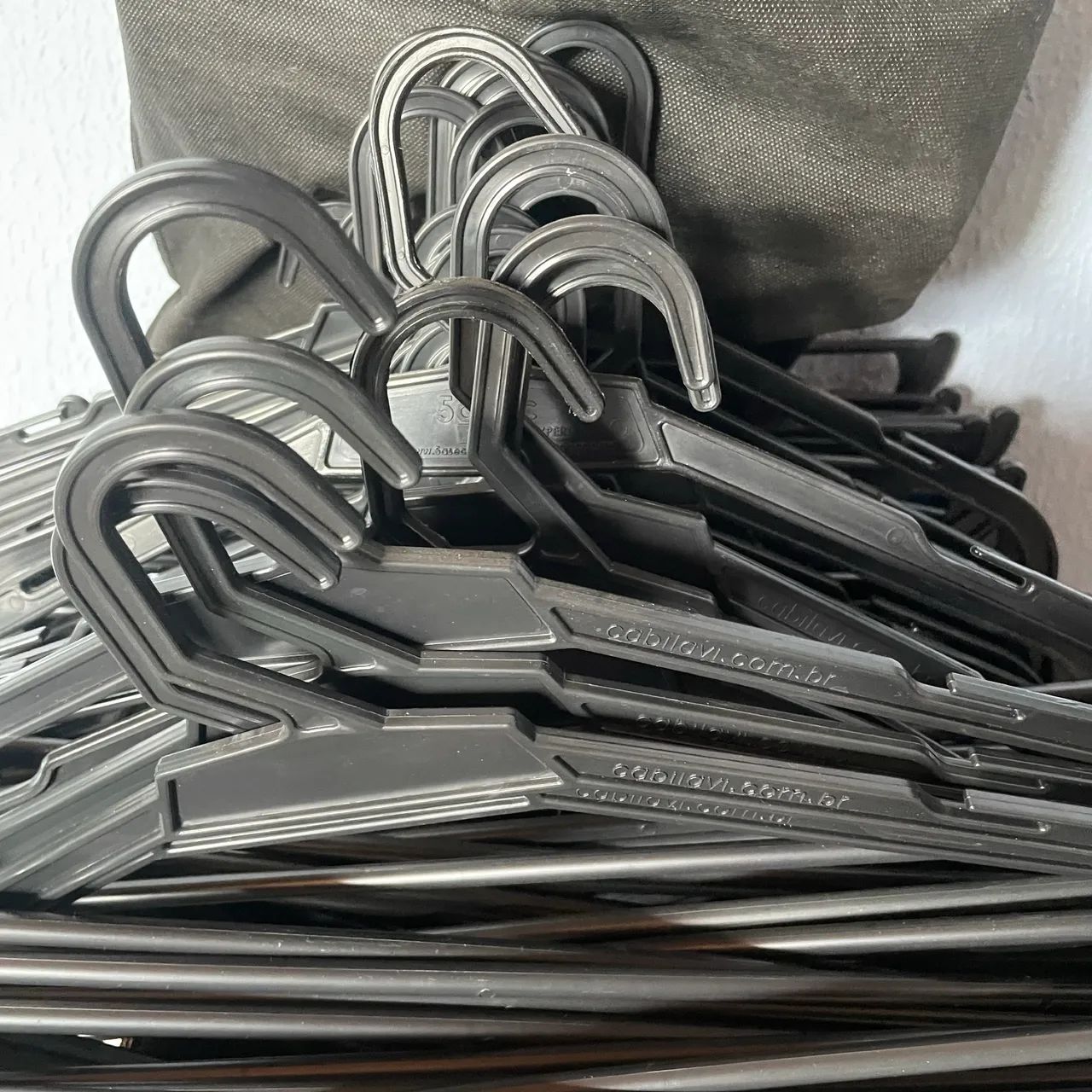 Cabides para Roupas (R$0,50 a unidade) - Foto 3