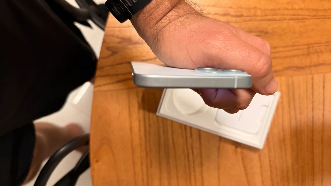 iphone 15 Plus 128 GB - Impecável  - Foto 2