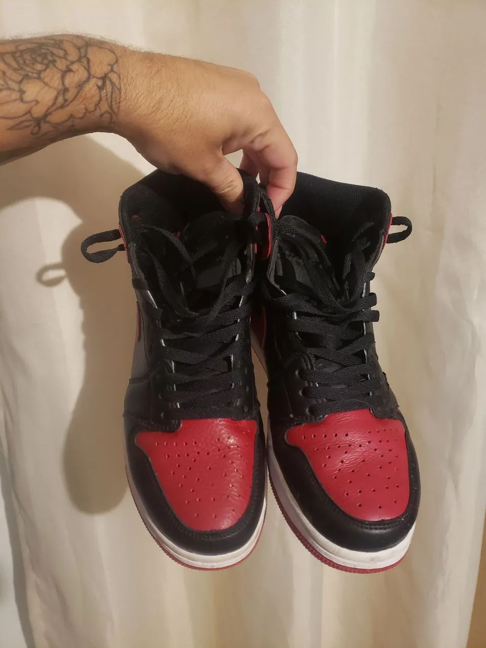 Nike Air Jordan 1 Bred - Foto 2