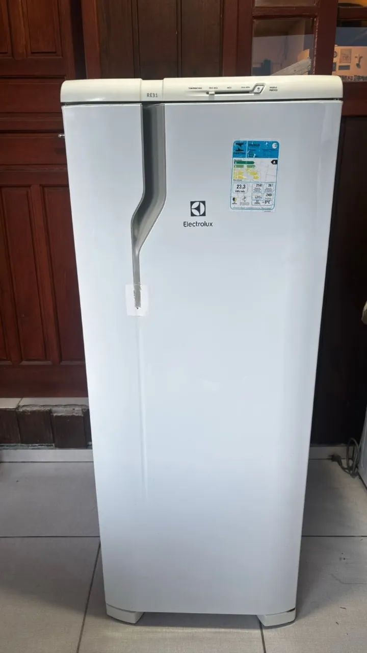 Geladeira electrolux