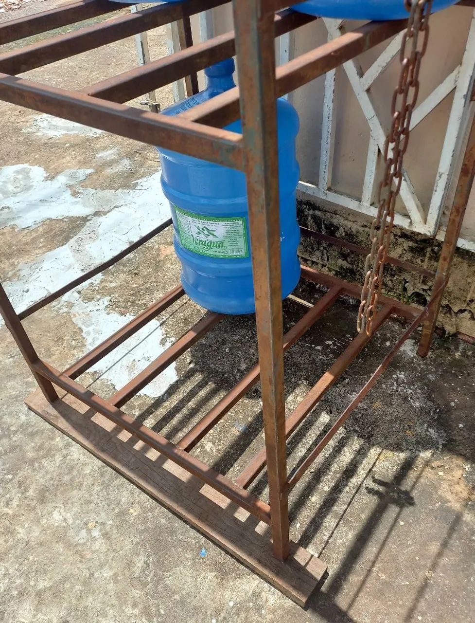 Expositor de galão de água  - Foto 4