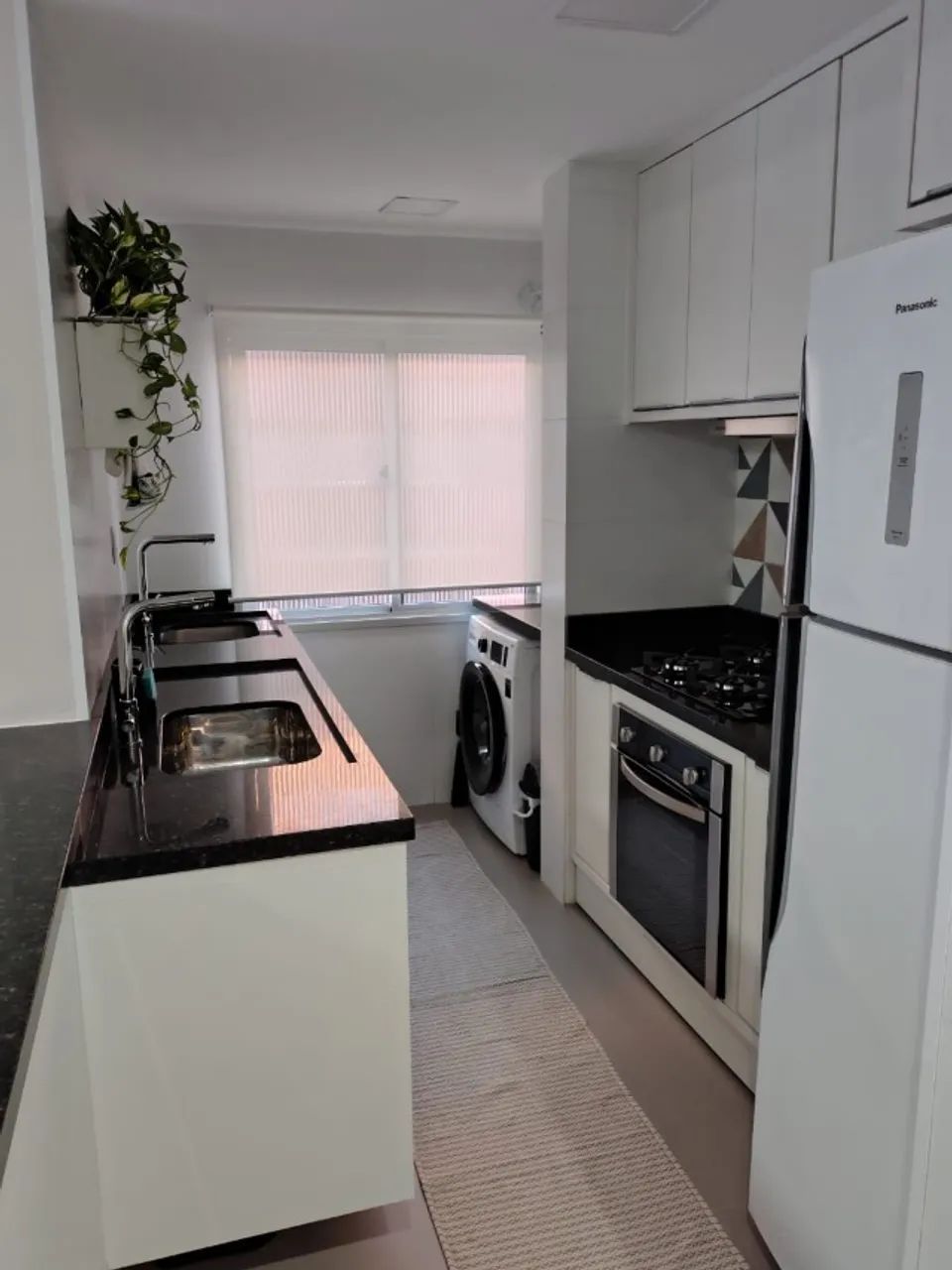Reformado, 2 dormitorios com varanda. Condominio Arezzo
