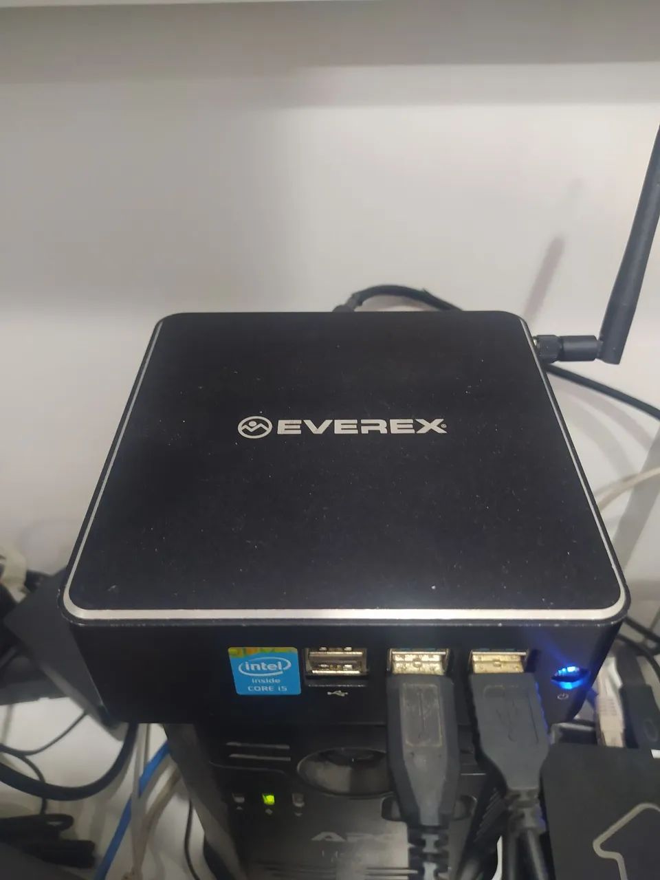 Mini Pc EVEREX 5000GB + Teclado e Mouse