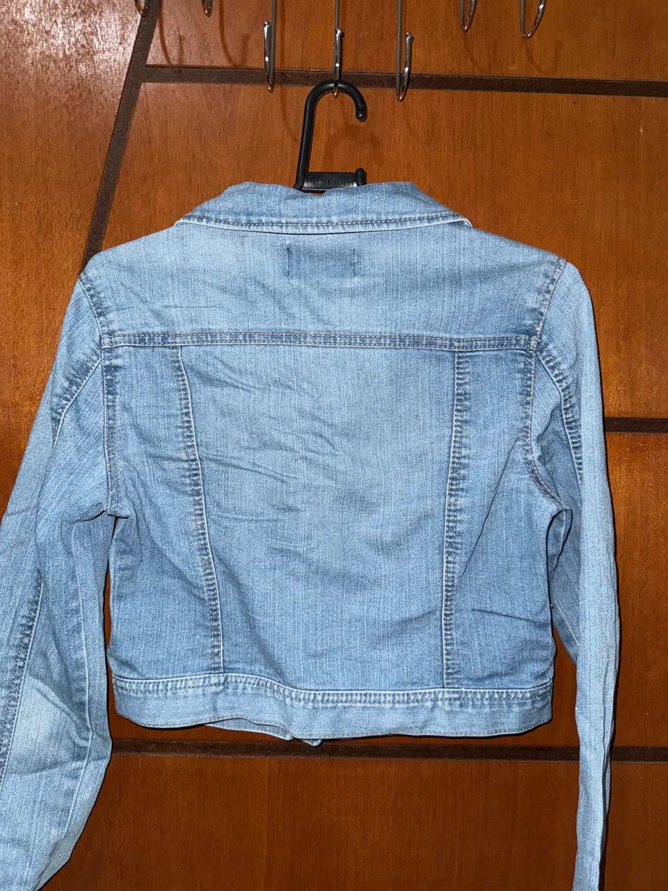Jaqueta jeans tamanho P  - Foto 2