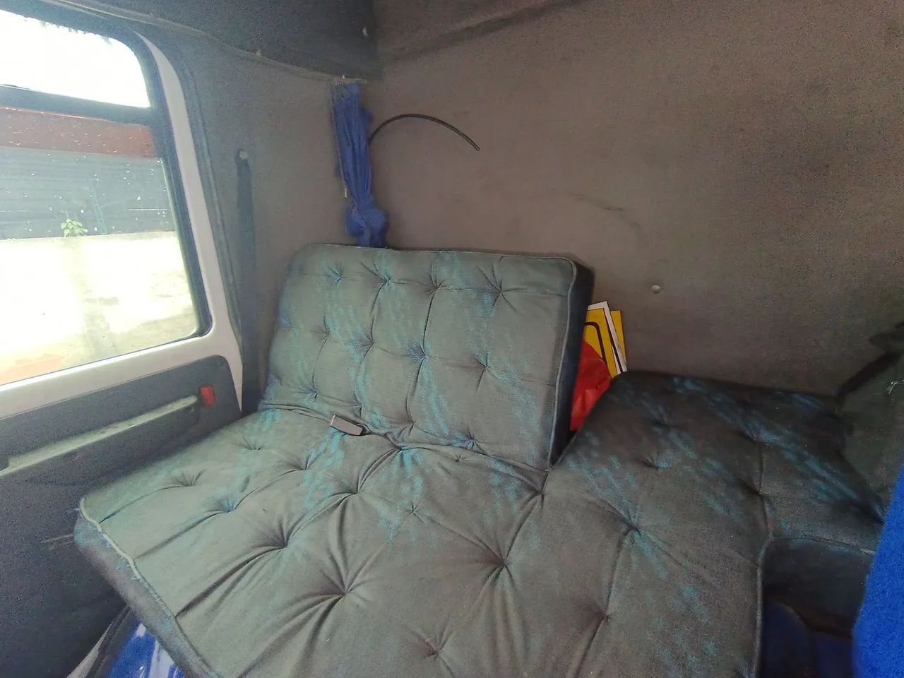 Ford cargo 2422 E 2009 - Foto 2