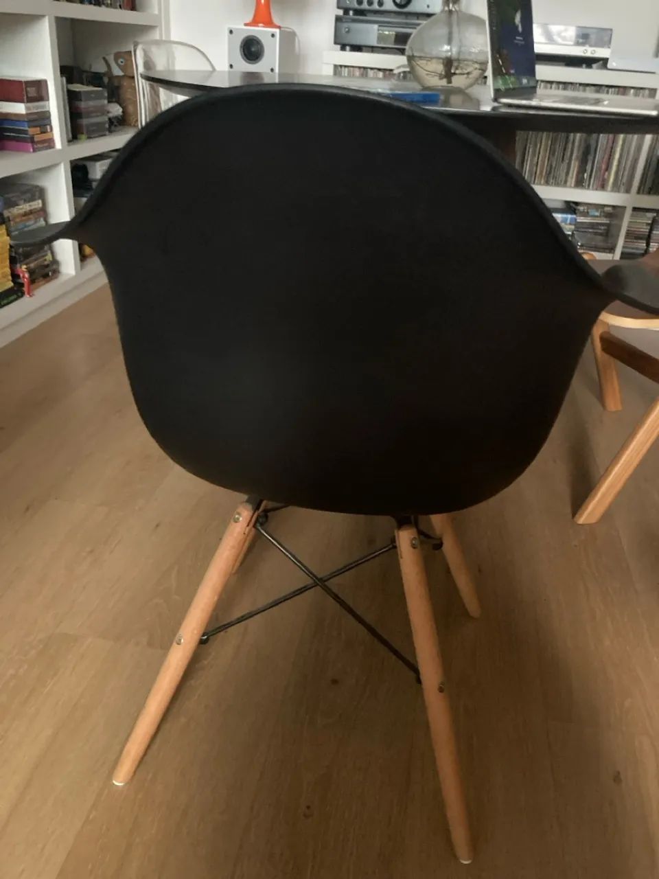 Cadeira Eames Preta - Foto 2