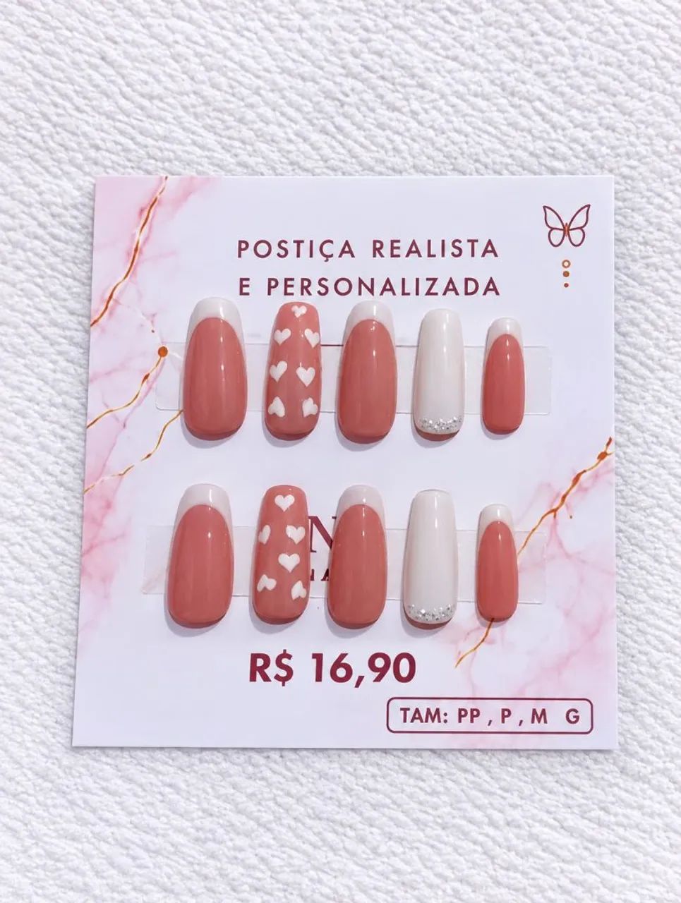Postiça realista pronta