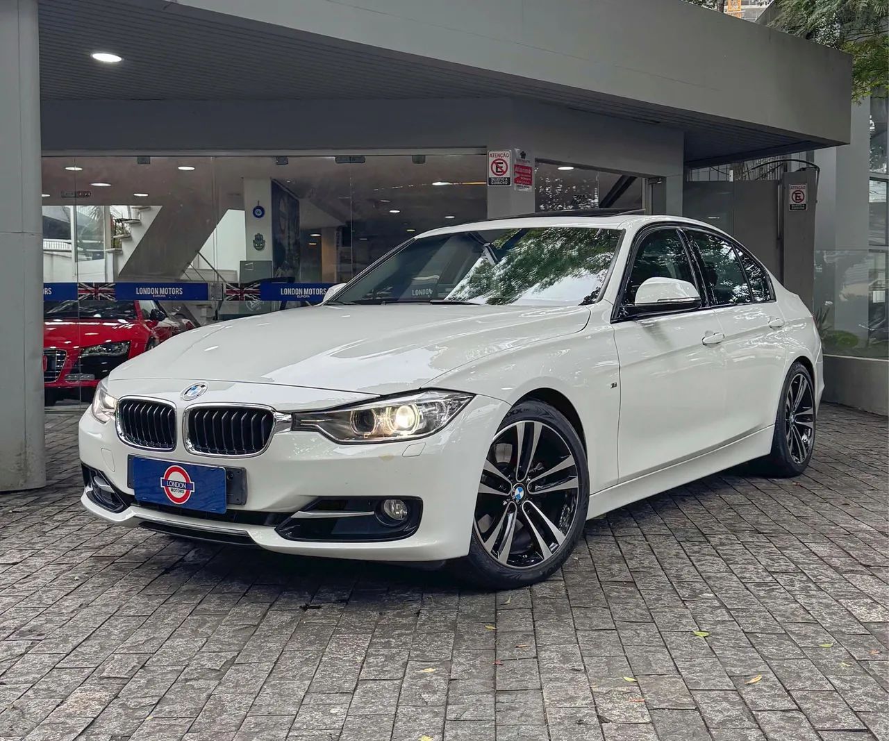 BMW 328I 2014