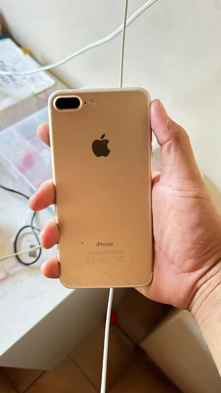IPHONE 8