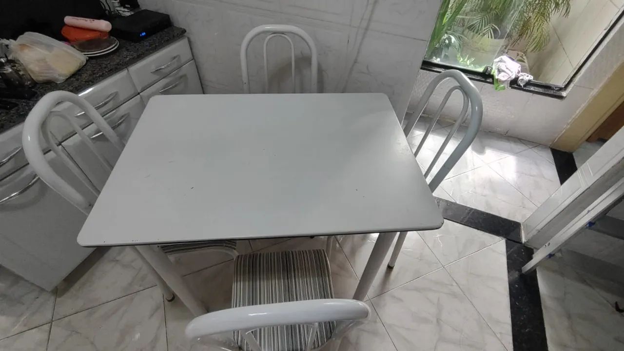 Conjunto c/4 cadeiras de cozinha