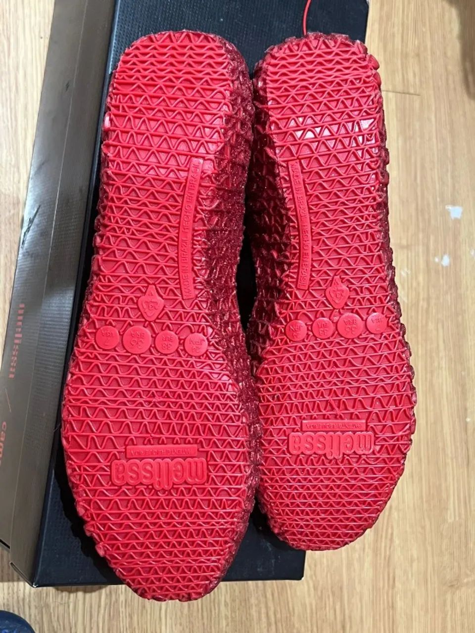 Melissa Campana Papel Vermelho glitter - Foto 5