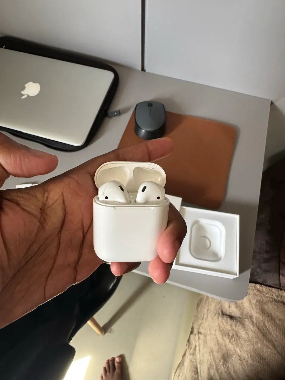 AIRPODS 2 