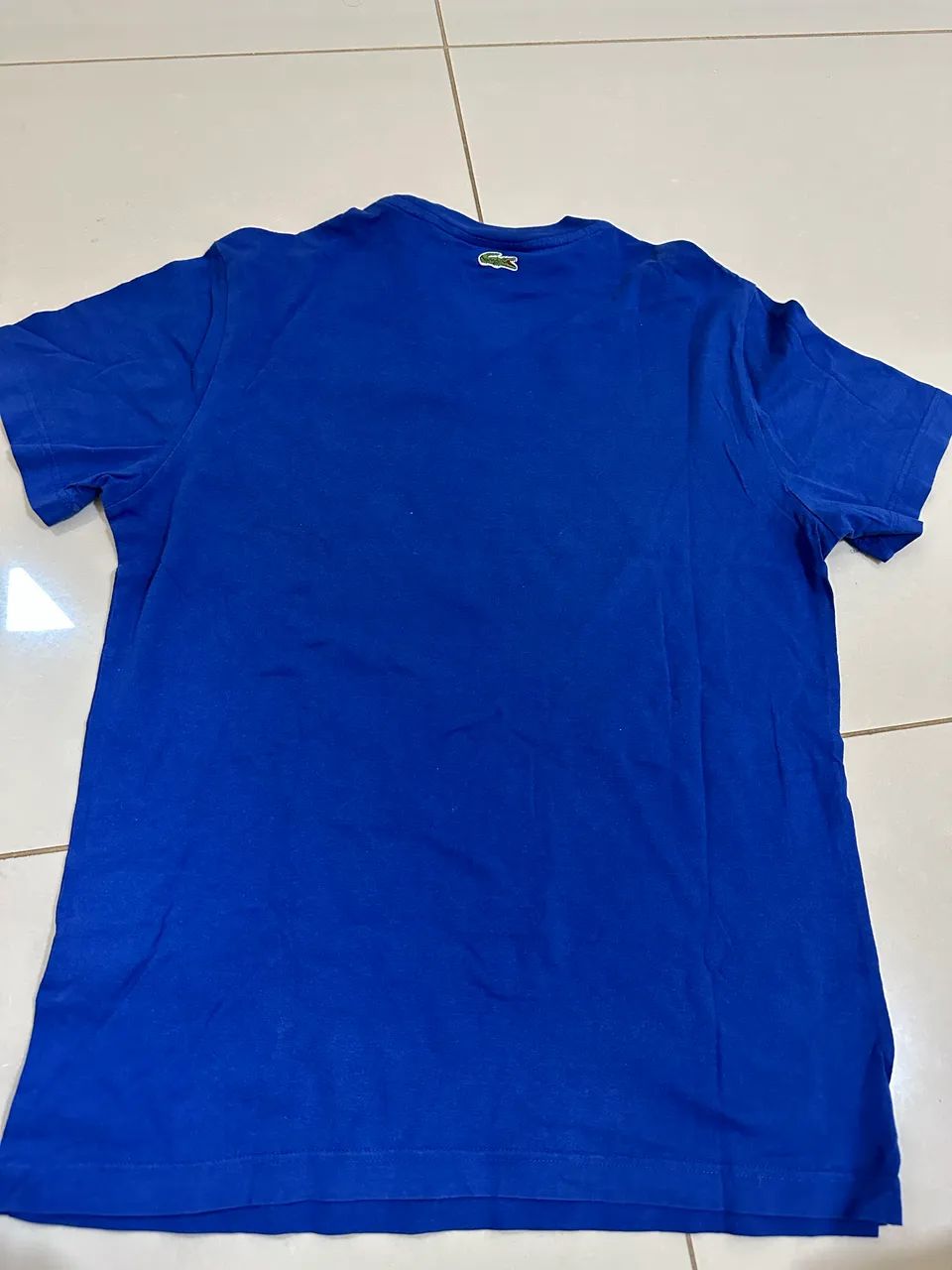Camiseta Lacoste azul em perfeito estado P - Foto 2