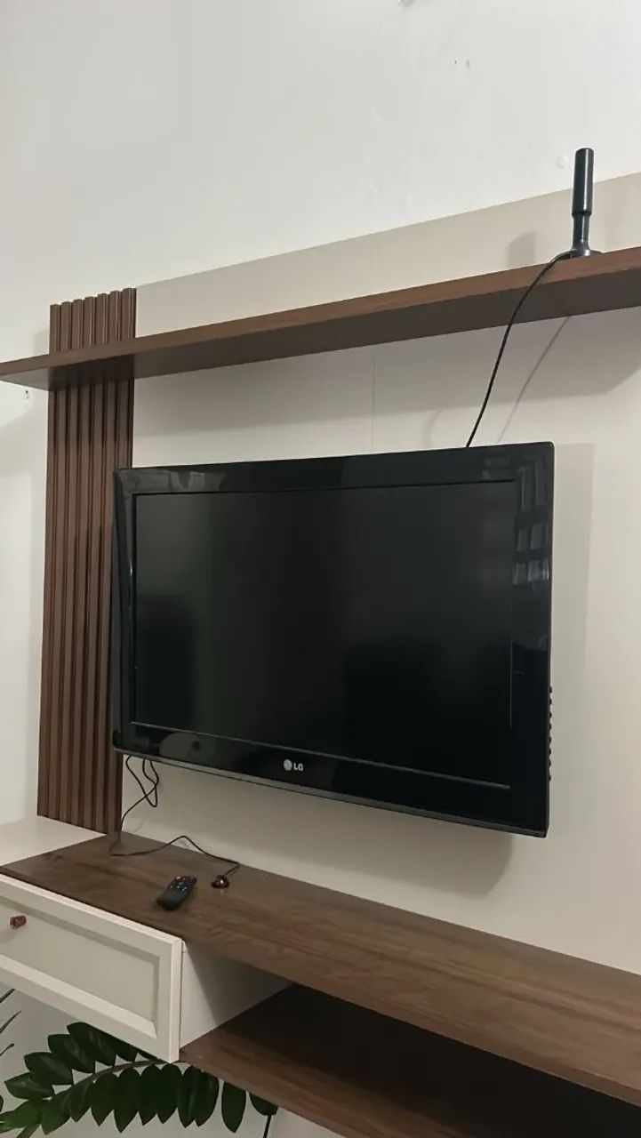 TV 32" Smart com o aparelho  - Foto 3