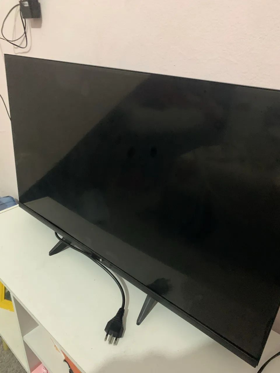 Tv Smart Tronos Danificada 32 polegadas - Foto 3