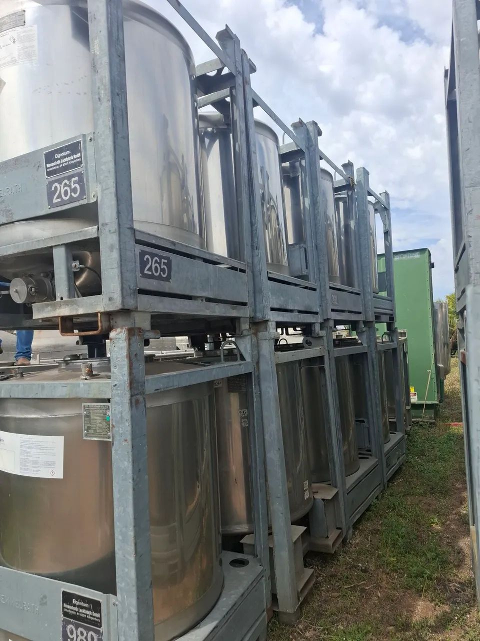 CONTAINERS CILÍNDRICOS EM AÇO INÓX  - Foto 4