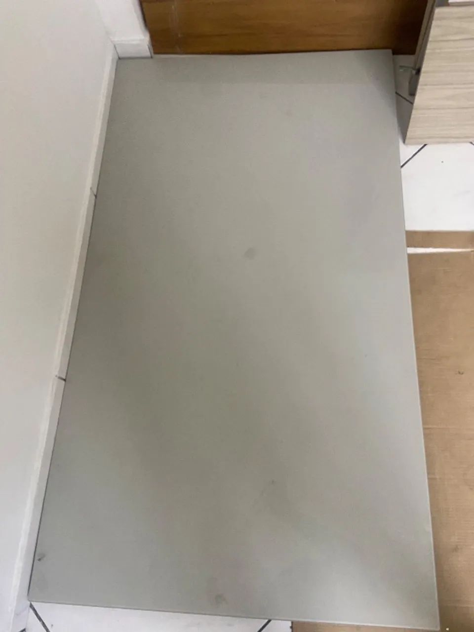Tampo de mesa de laca com vidro