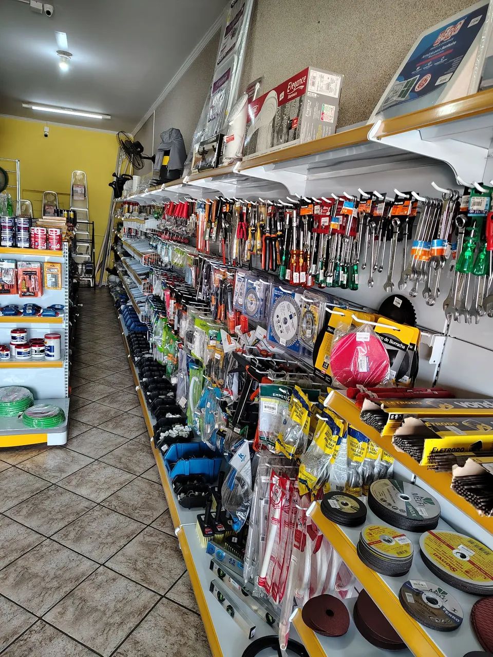 VENDO FERRAGISTA  - Foto 2