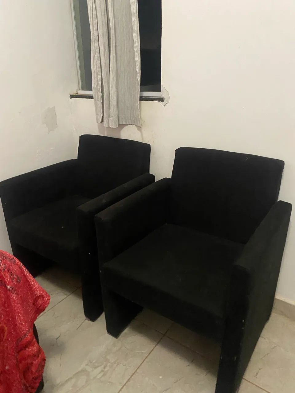 Poltronas pretas