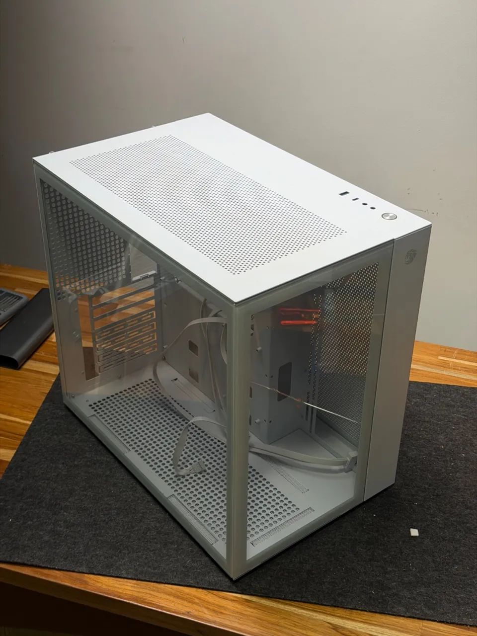 Gabinete Gamemax Lucent  - Foto 2