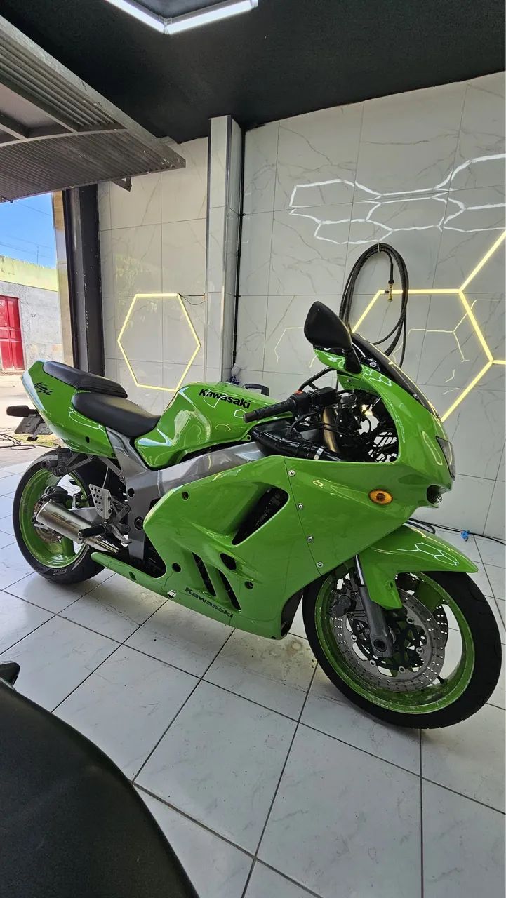 Kawasaki Zx-9r 900cc 1996 - 1519857109 | OLX