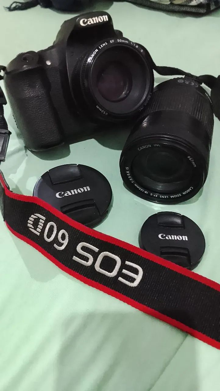 Câmera Cannon 60D - Foto 2