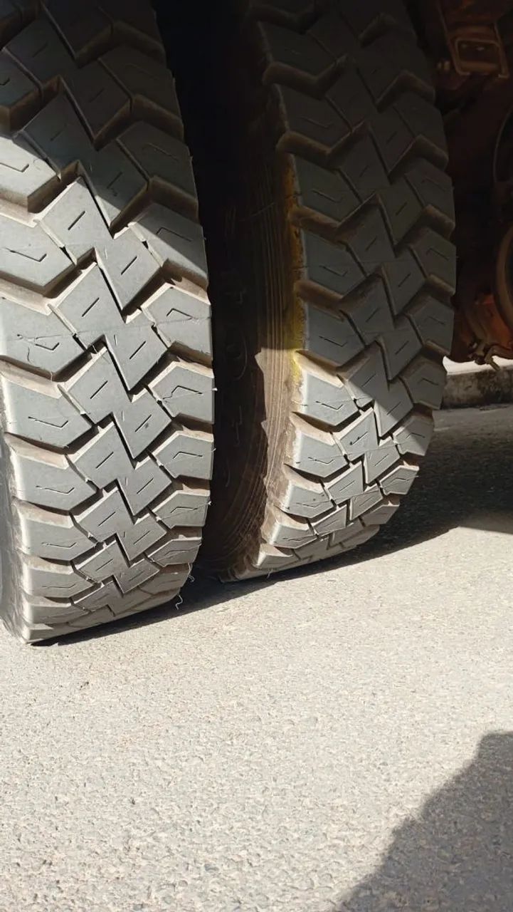 Ônibus  escolar vários modelos  - Foto 13