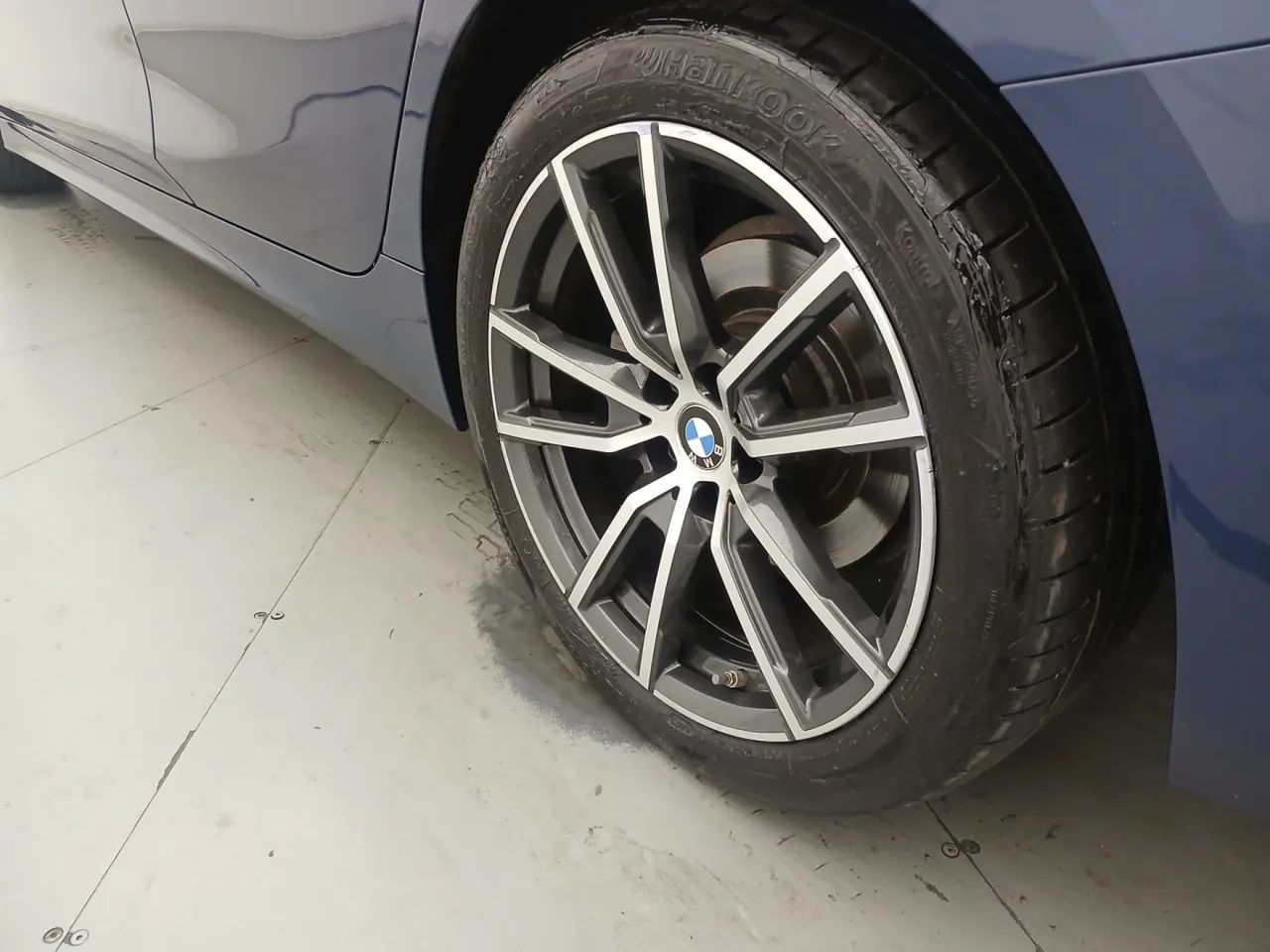 BMW Série 3 320i, foto 12 de 18