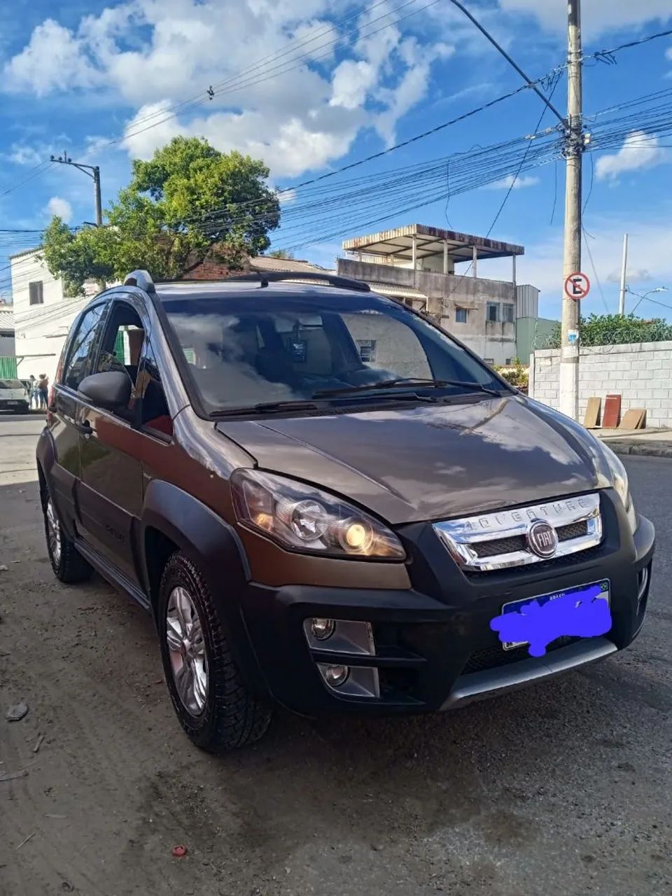 Fiat Idea Adv./ Adv.lock.dualogic 1.8 Flex 5P 2012
