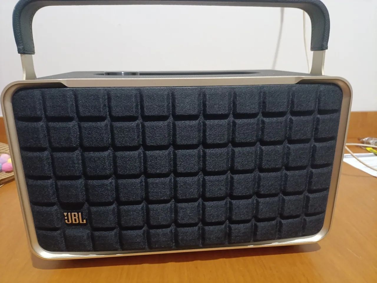 Caixa de som JBL Authentics 300