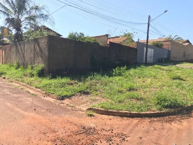 Terreno de esquina Jardim Mansur 