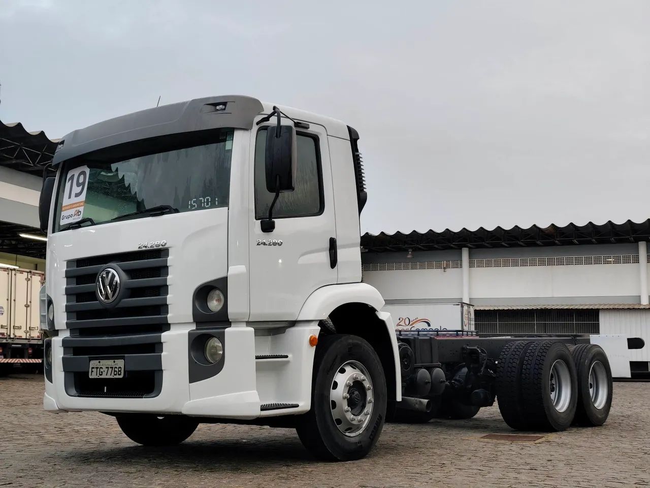 VW| 24.280 Constellation | Novíssimo 