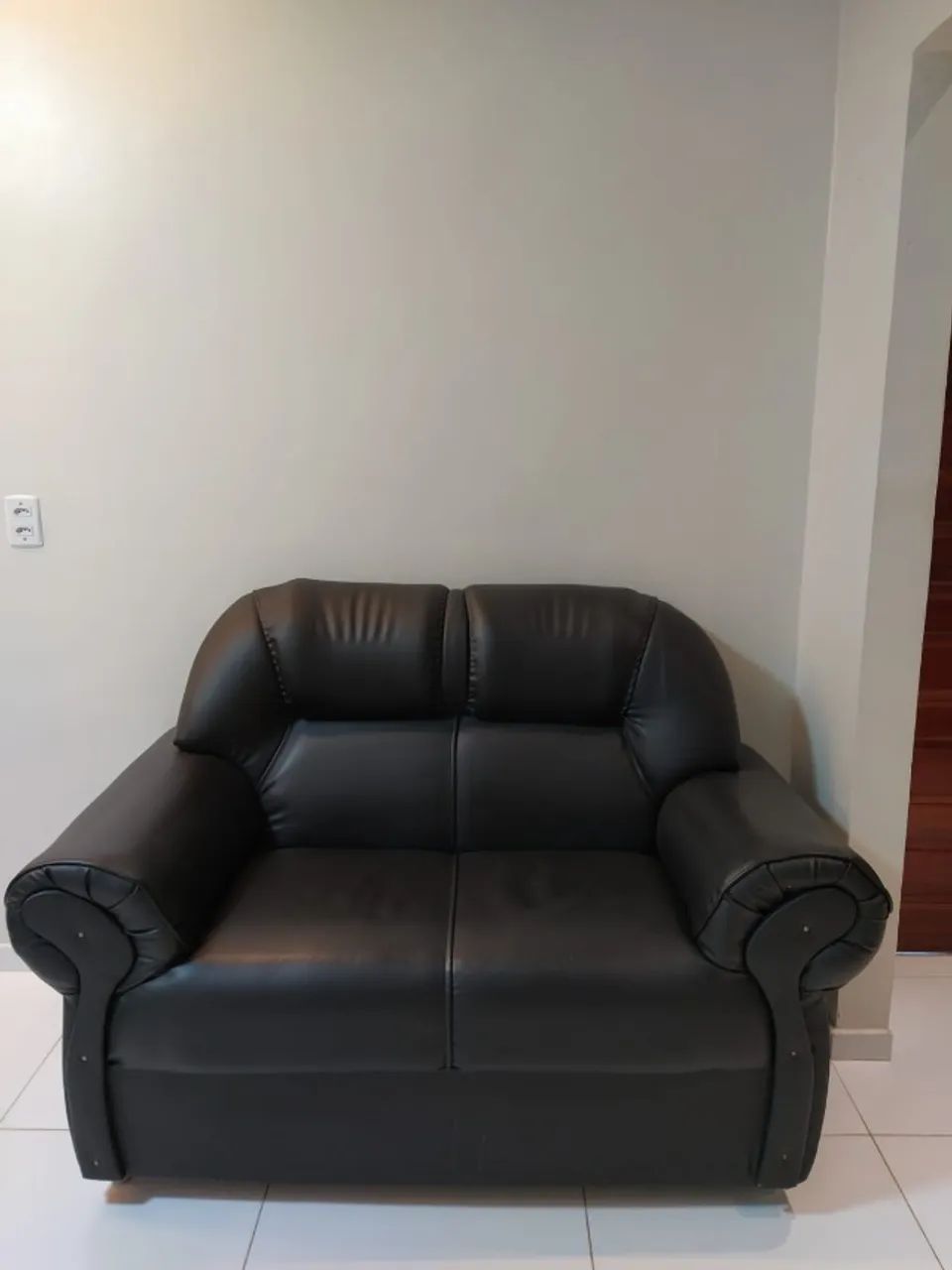 Sofá dois lugares 
