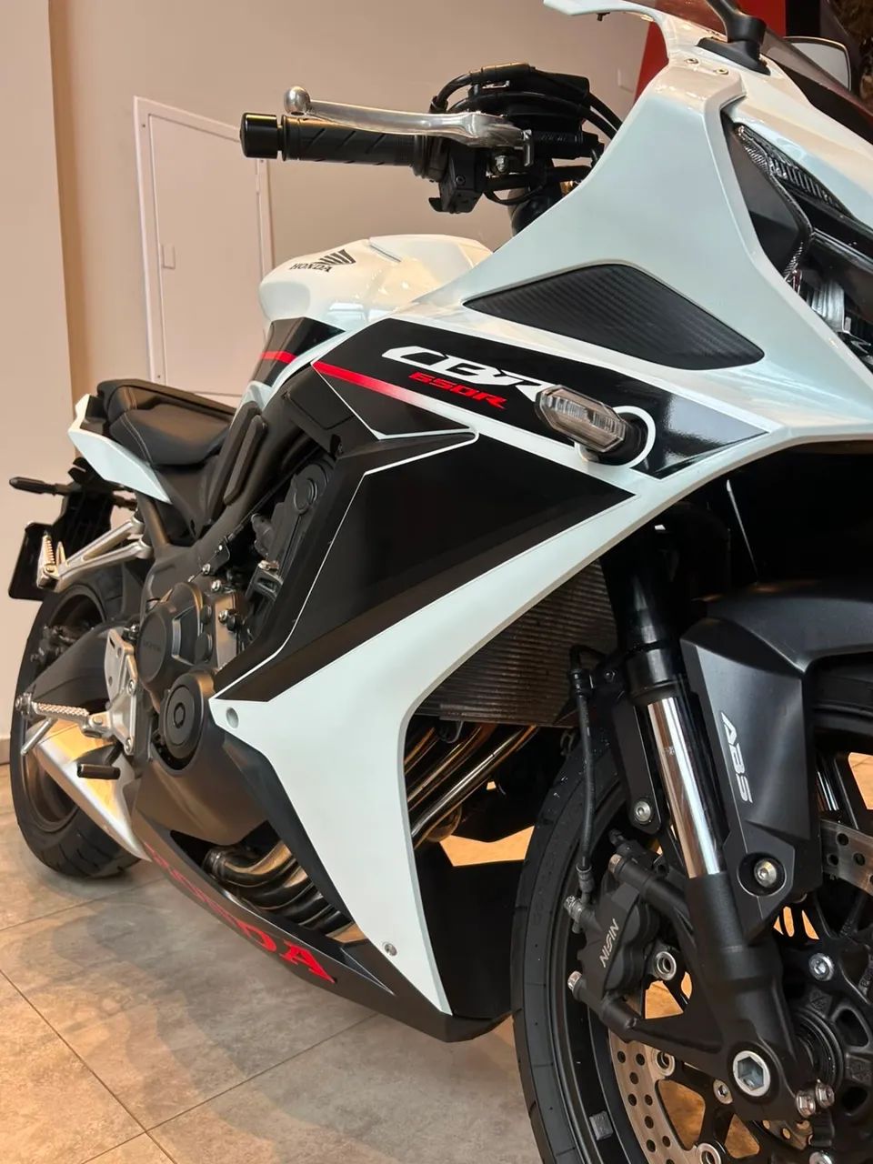 CBR 650 R - Foto 2