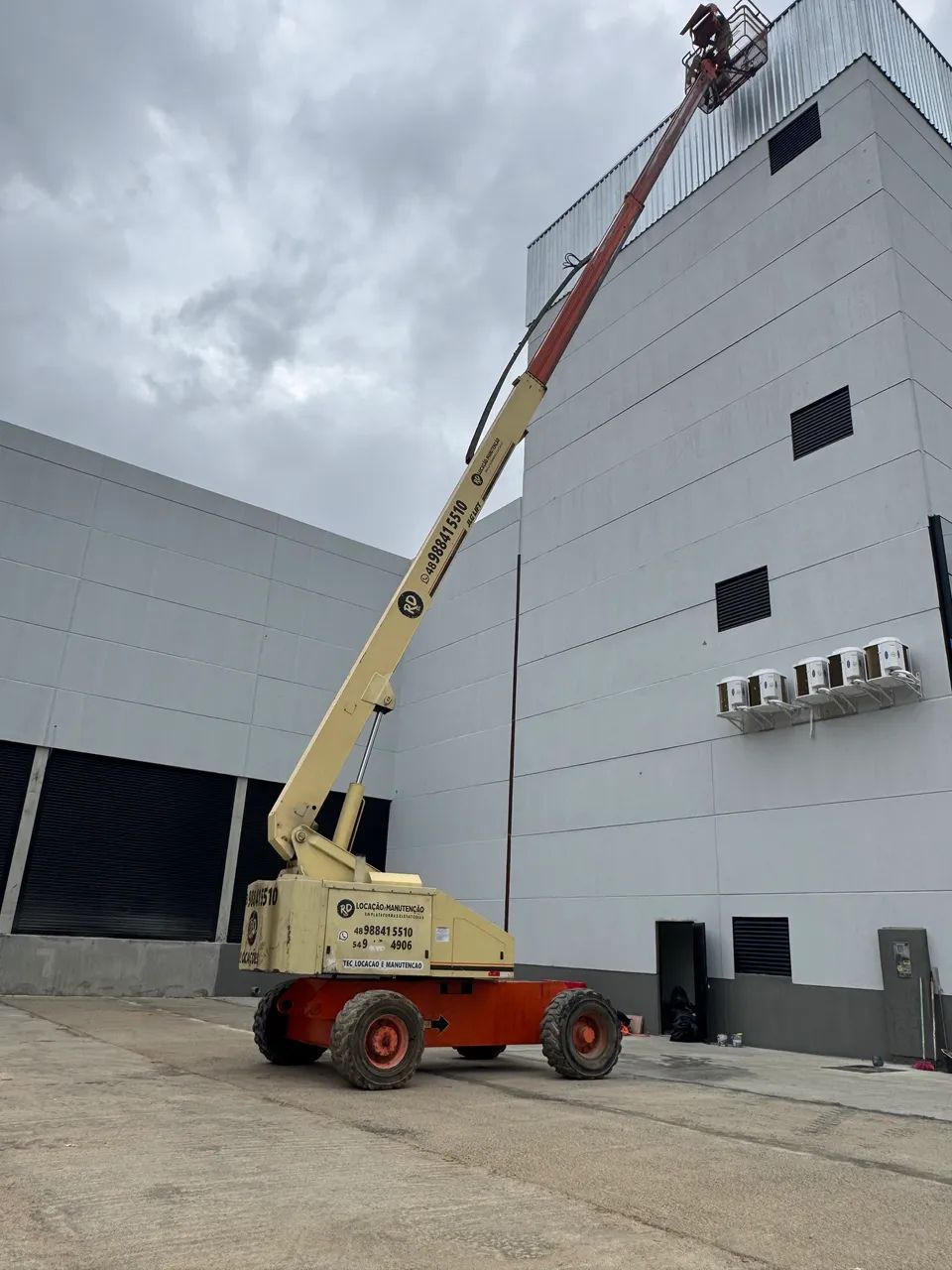 Máquina telescópica de 26m - Foto 2